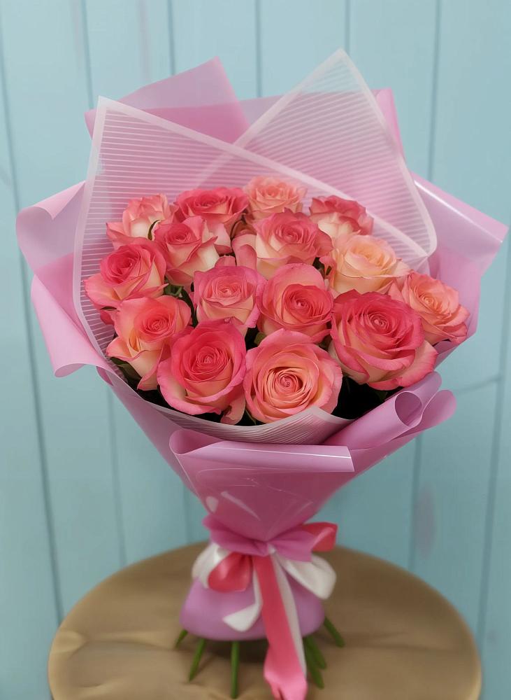 Букет 15 Розовых роз Равель в Ассоколае