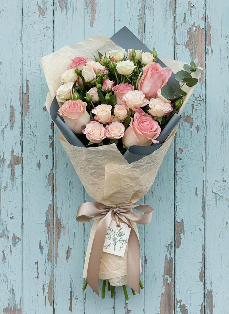 Букет цветов из: Розы в Ассоколае