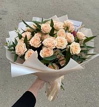 Букет Кремовые розы Латте в Ассоколае
