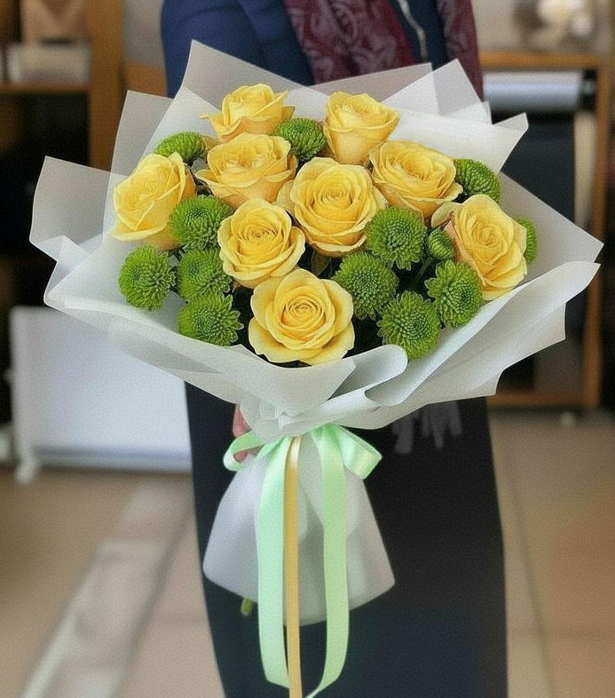 Букет цветов из: Хризантемы и Розы в Ассоколае