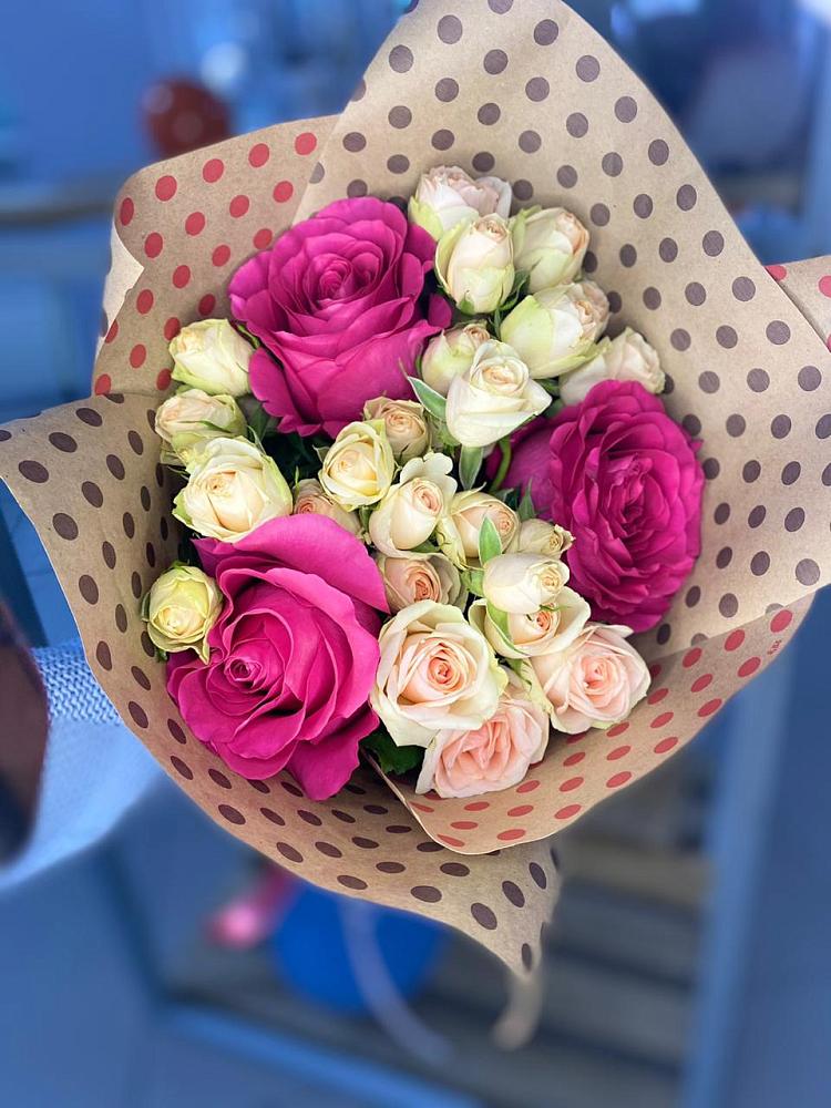 Букет цветов из: Розы в Ассоколае