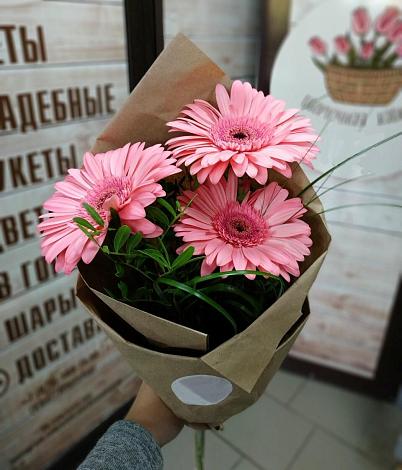 Букет цветов из: Герберы в Ассоколае