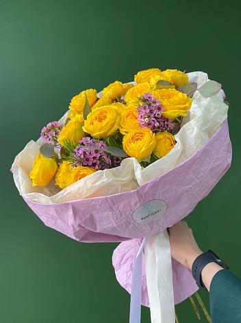 Букет Кустовые желтые розы в Ассоколае
