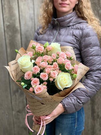 Букет цветов из: Розы в Ассоколае