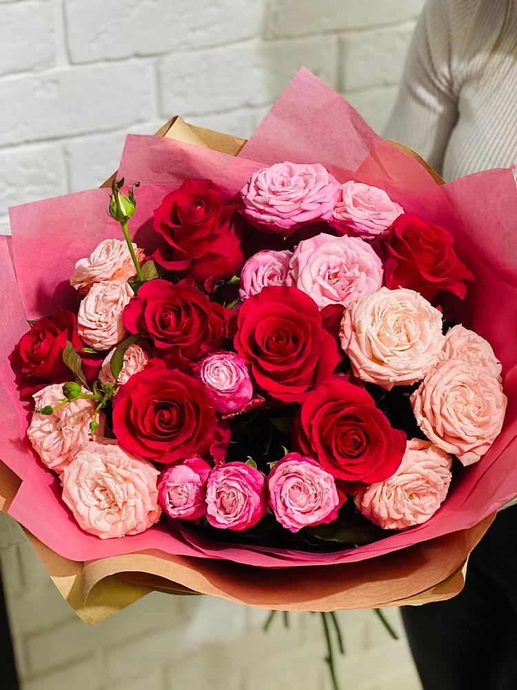 Букет цветов из: Розы в Ассоколае