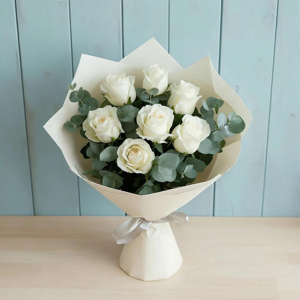 Букет Белые розы в Эвкалипте в Ассоколае