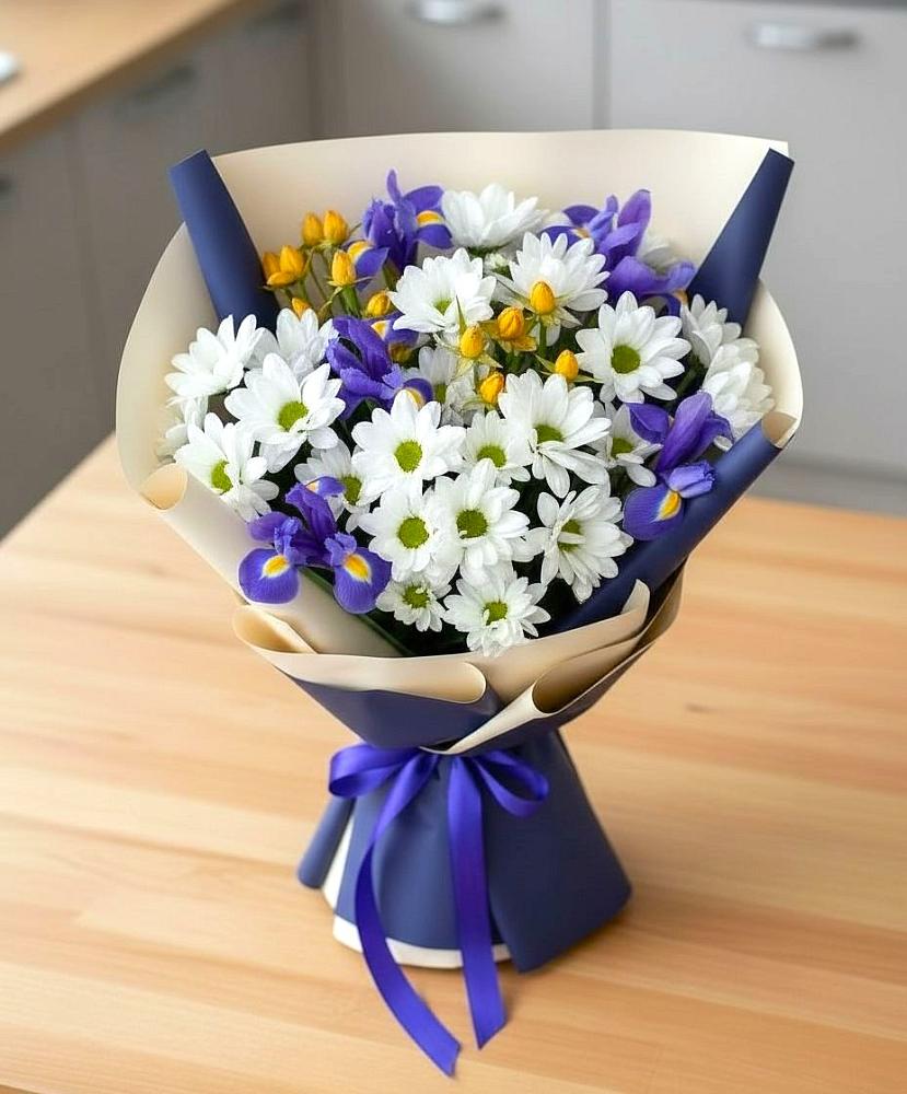Букет цветов из: Розы, Ирисы и Хризантемы в Ассоколае