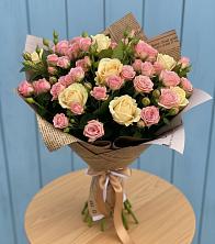 Букет цветов из:  Розы в Ассоколае