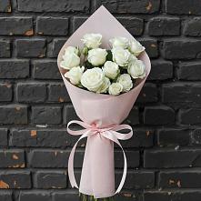 Букет цветов из:  Розы #REPLACE_PRED# Ассоколае